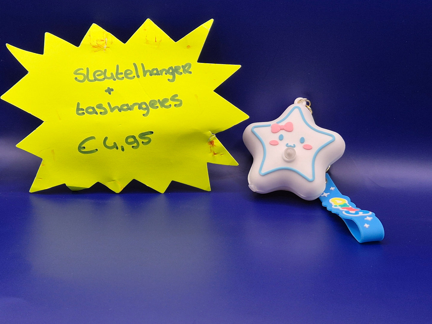 sleutelhanger en tas hanger in 1