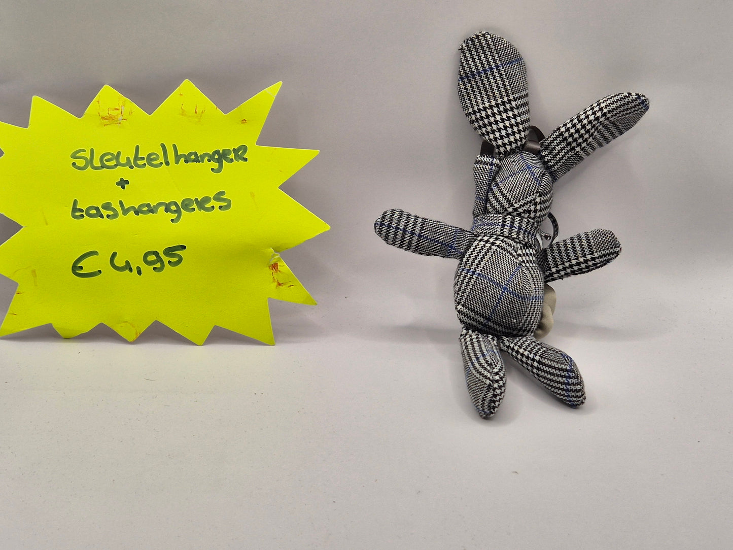 sleutelhanger en tas hanger in 1