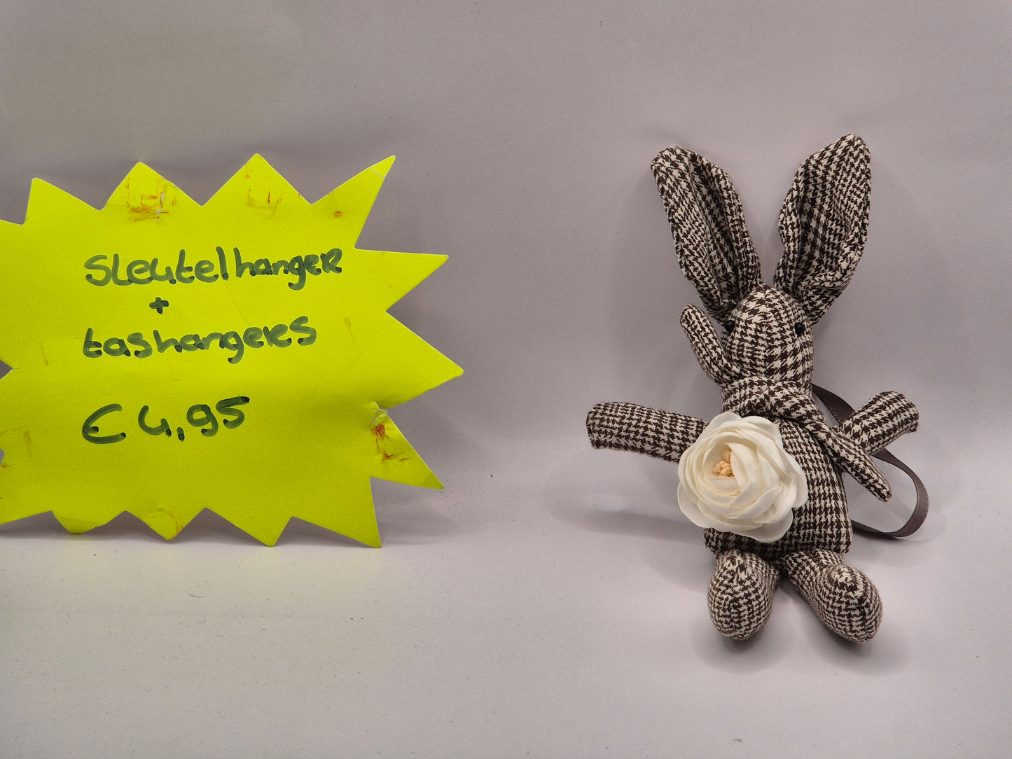 sleutelhanger en tas hanger in 1