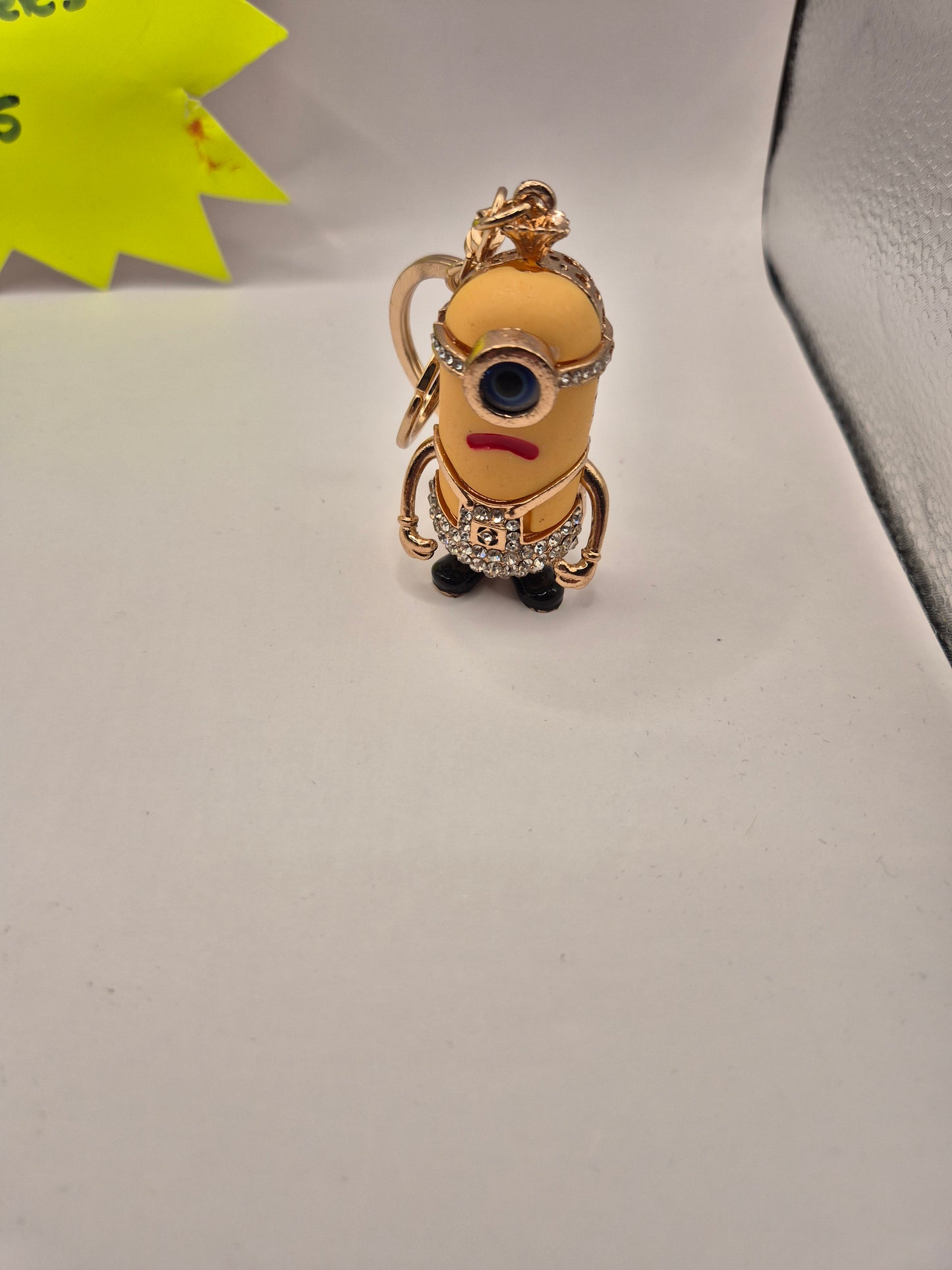 sleutelhanger en tas hanger in 1