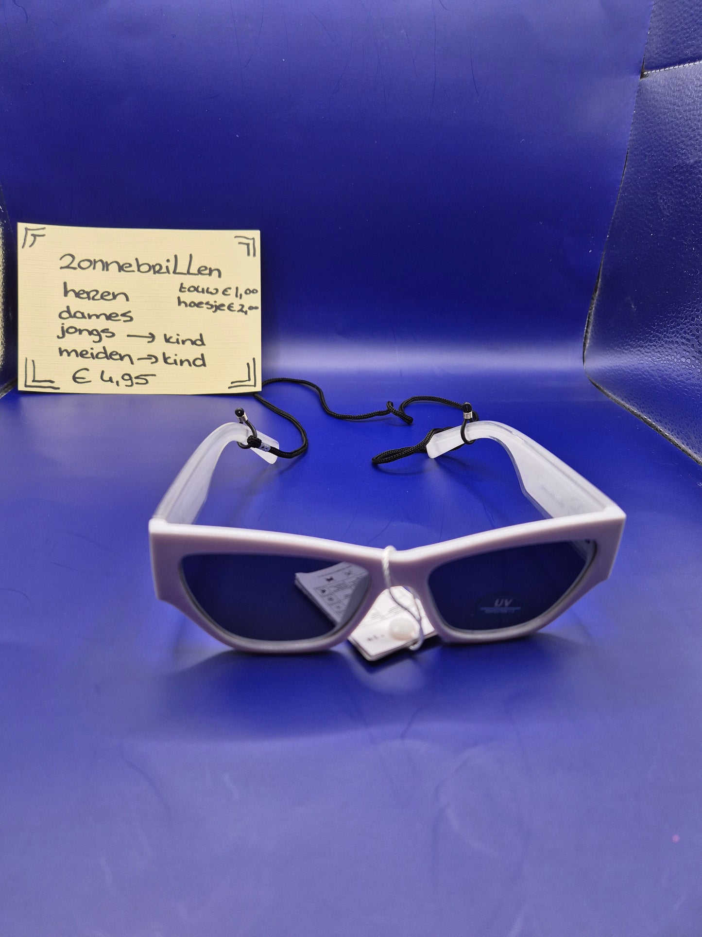 touwtje voor aan de zonnebril