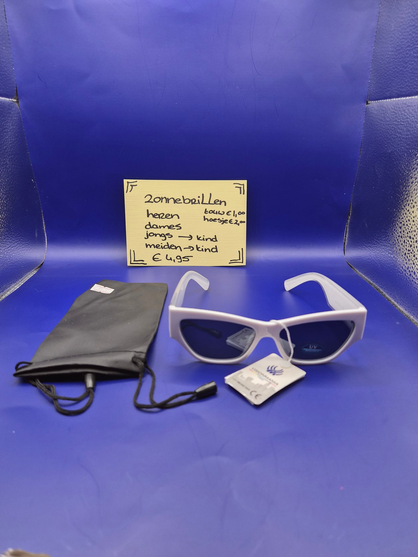 hoesje voor de zonnebrillen