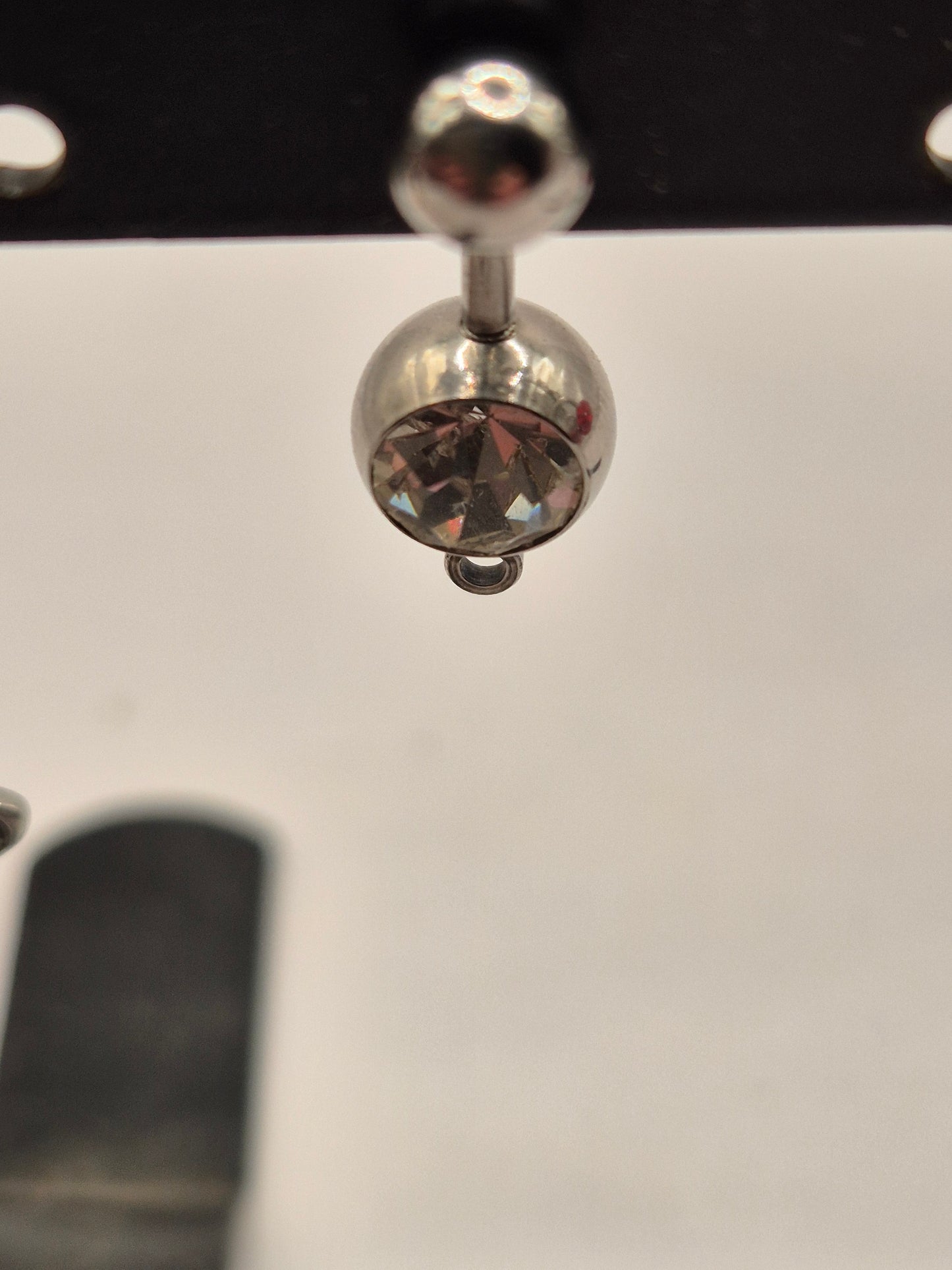 navelpiercing doorzichtig