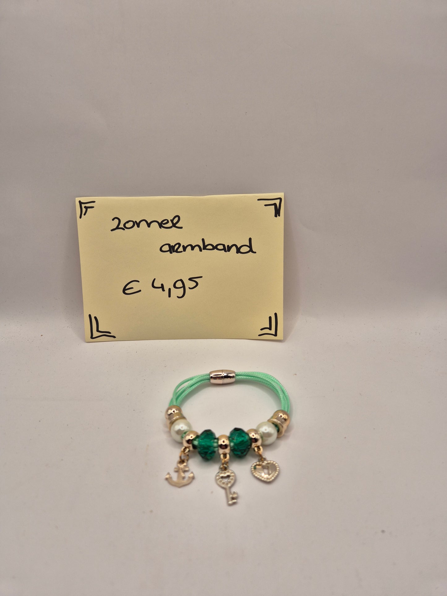 zomerse kleuren armbanden