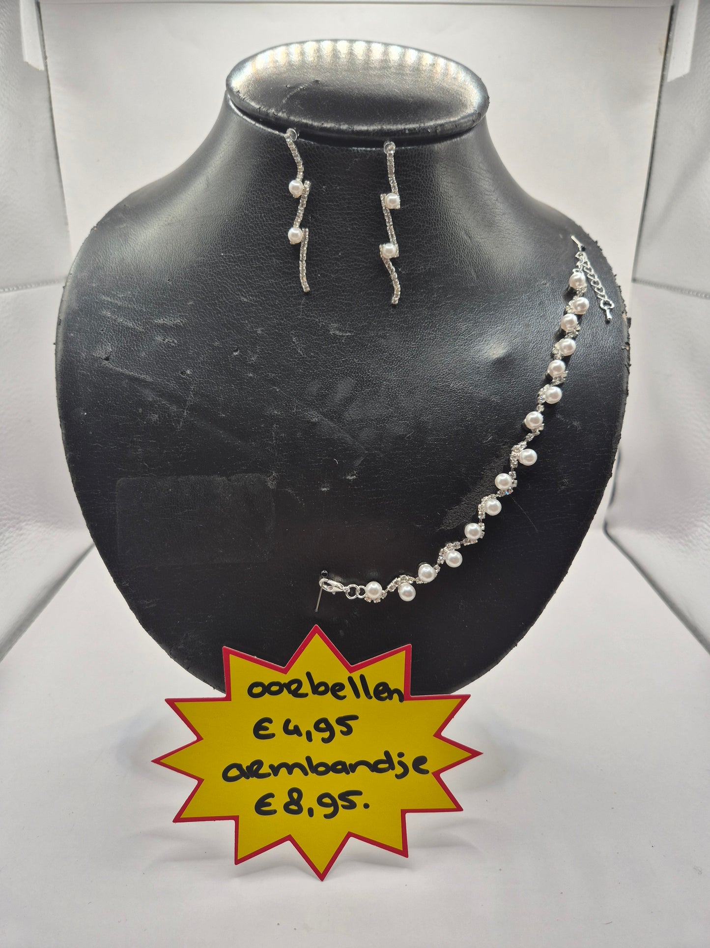 bling bling oorbellen of armband
