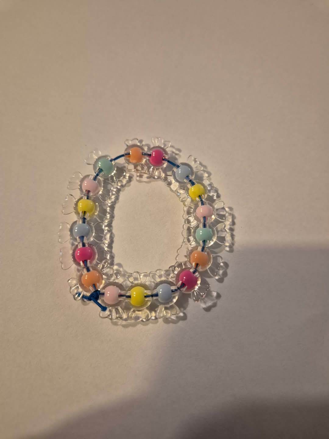 zelfgemaakte armbandjes