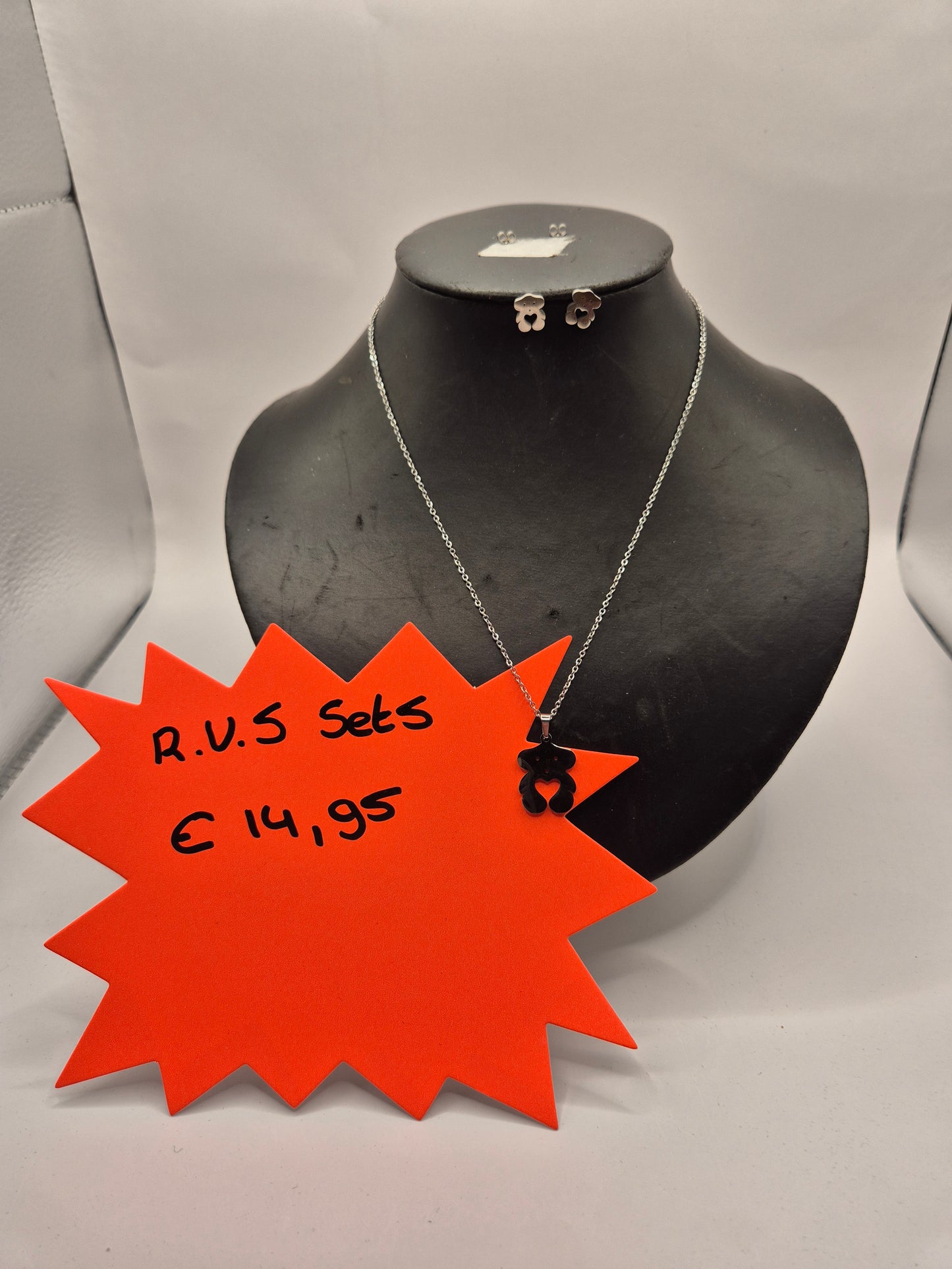 r.v.s set