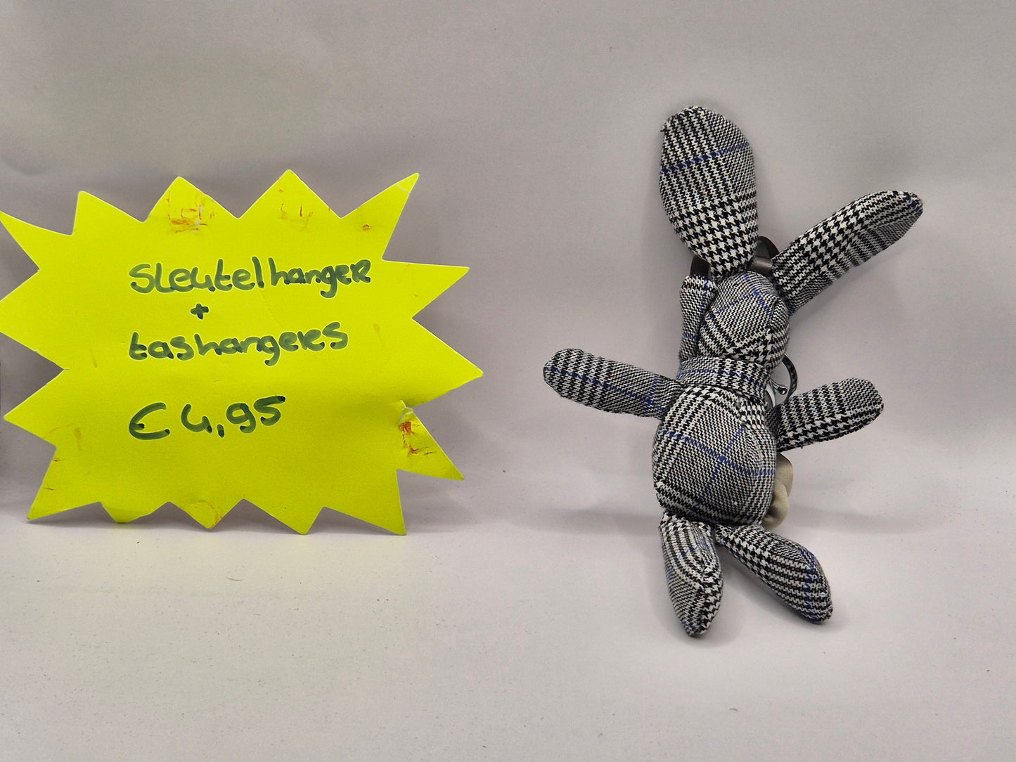 sleutelhanger en tashanger in 1