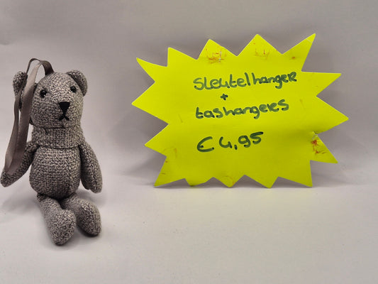 sleutelhanger en tashanger in 1