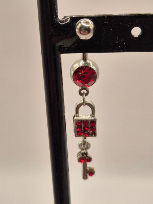 navelpiercing sleutel met slot