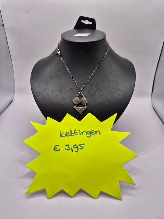 ketting kort bekini