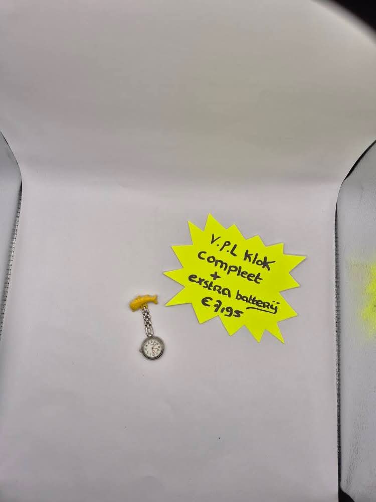 v.p.l.klokje  compleet dolfijn geel